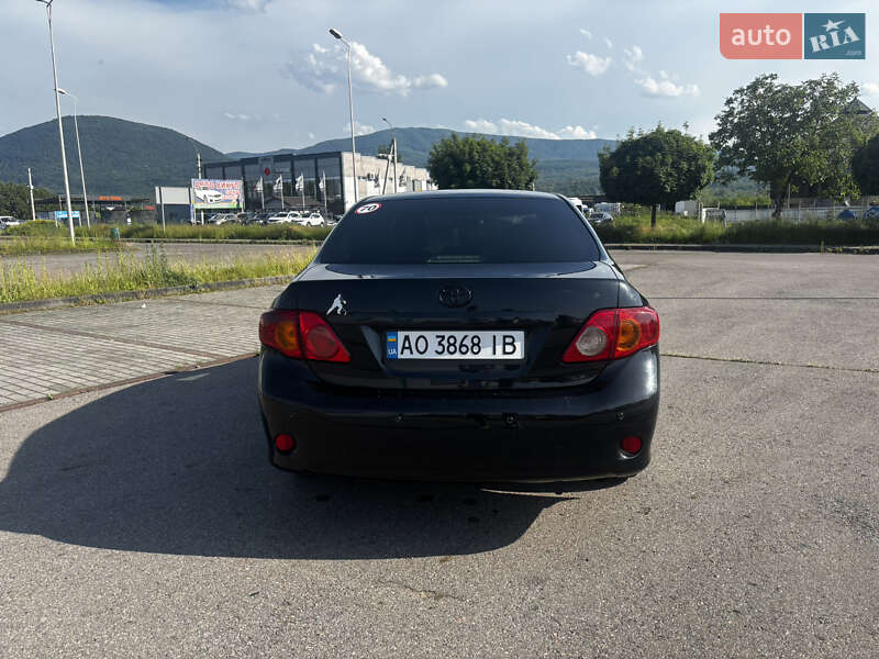 Седан Toyota Corolla 2007 в Тячеві