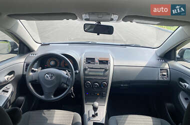 Седан Toyota Corolla 2007 в 