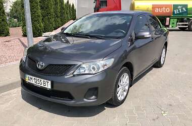 Седан Toyota Corolla 2012 в Житомирі