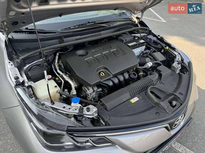 Седан Toyota Corolla 2020 в Виннице
