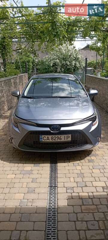 Седан Toyota Corolla 2019 в 