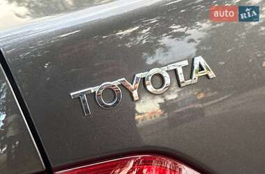 Седан Toyota Corolla 2008 в Охтирці