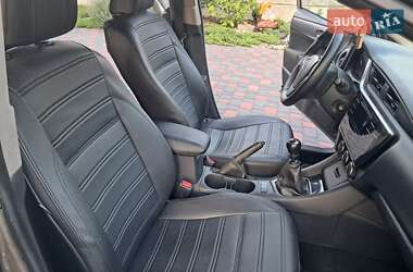 Седан Toyota Corolla 2018 в 