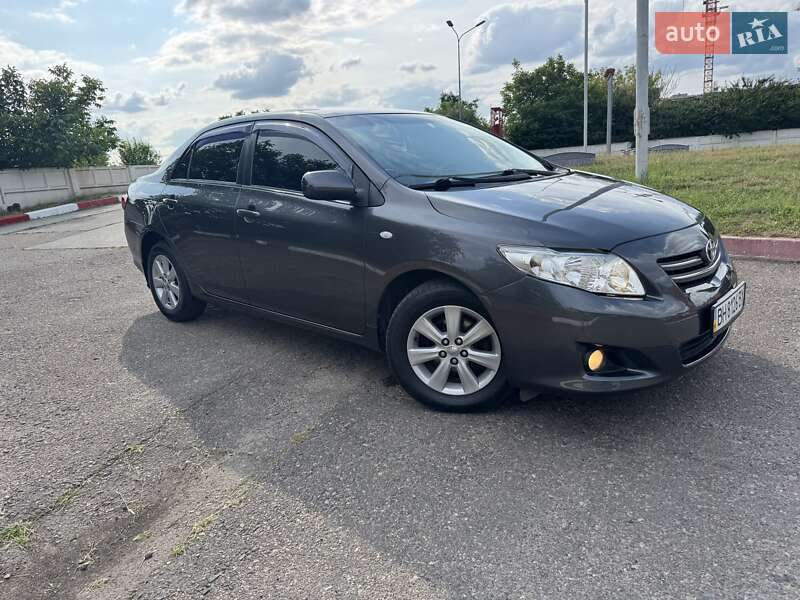 Седан Toyota Corolla 2008 в Одесі