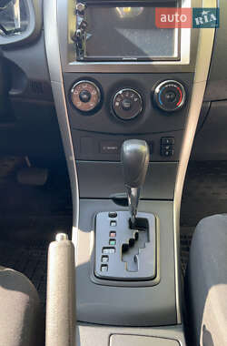Седан Toyota Corolla 2009 в 