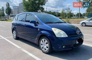 Минивэн Toyota Corolla 2004 в 