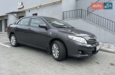 Седан Toyota Corolla 2007 в Киеве