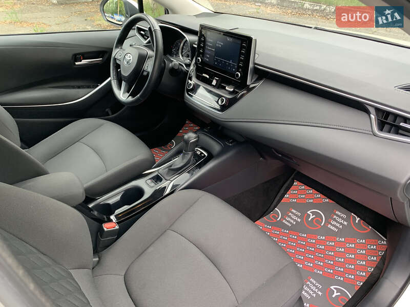 Седан Toyota Corolla 2020 в Києві