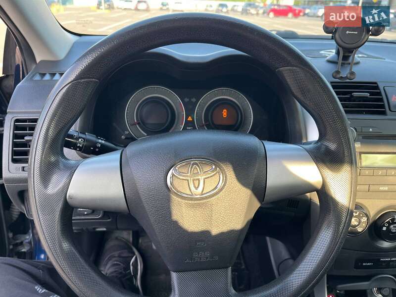 Седан Toyota Corolla 2010 в Борисполі