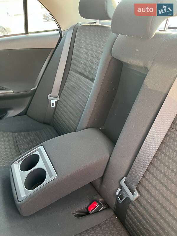 Седан Toyota Corolla 2010 в Борисполі