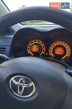 Седан Toyota Corolla 2008 в Прилуках