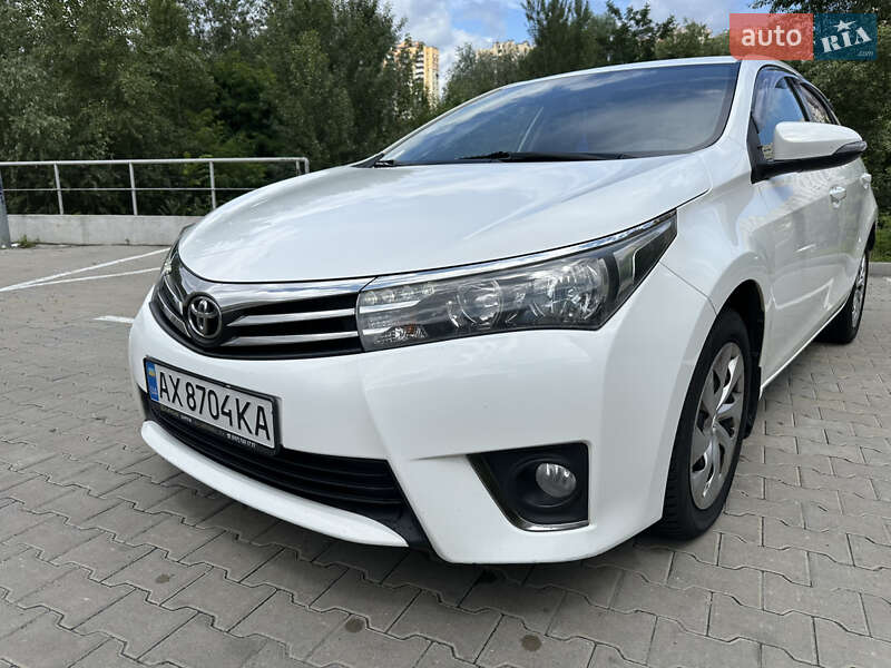 Toyota Corolla 2013