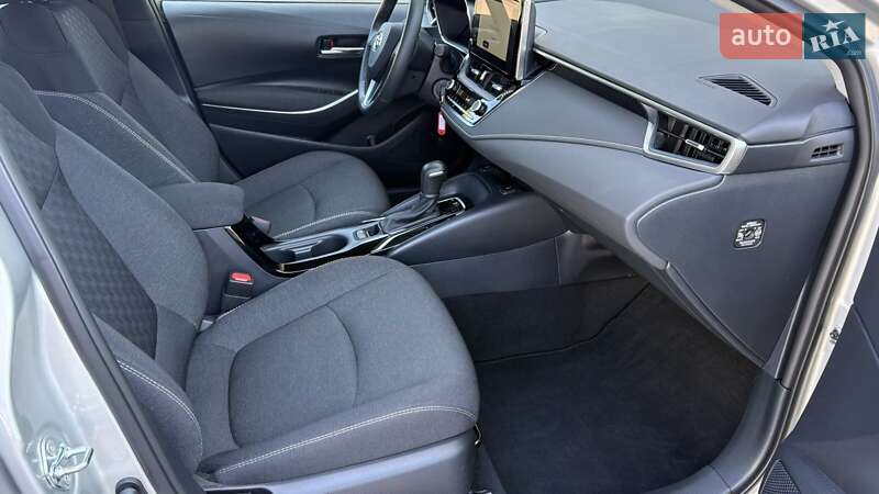 Седан Toyota Corolla 2024 в Киеве