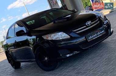 Седан Toyota Corolla 2007 в Миколаєві