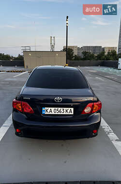 Седан Toyota Corolla 2009 в 