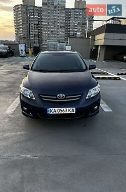 Седан Toyota Corolla 2009 в 