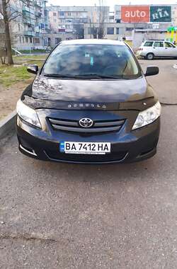 Седан Toyota Corolla 2008 в Светловодске