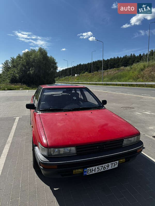 Ліфтбек Toyota Corolla 1989 в Києві