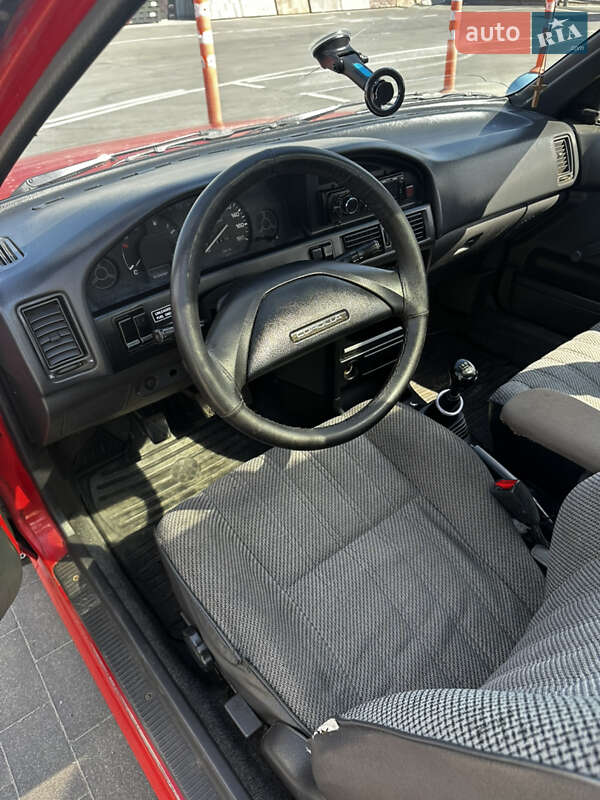 Ліфтбек Toyota Corolla 1989 в Києві