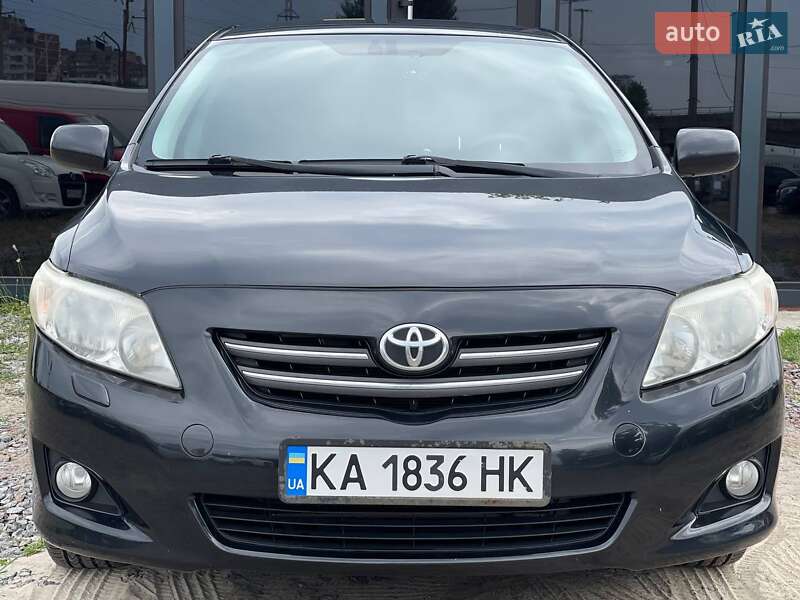Седан Toyota Corolla 2008 в Киеве