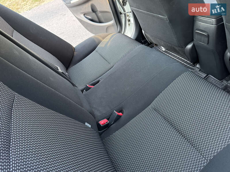 Седан Toyota Corolla 2010 в Одессе