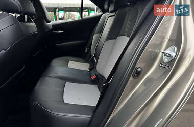 Хэтчбек Toyota Corolla 2018 в 