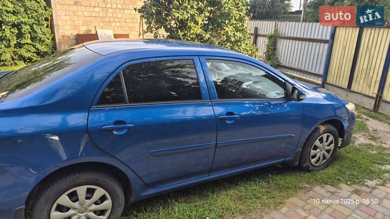 Седан Toyota Corolla 2011 в Києві