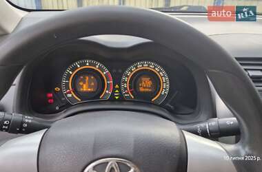 Седан Toyota Corolla 2011 в 