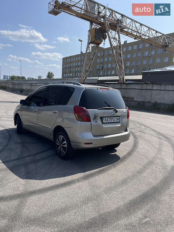 Универсал Toyota Corolla 2003 в Киеве