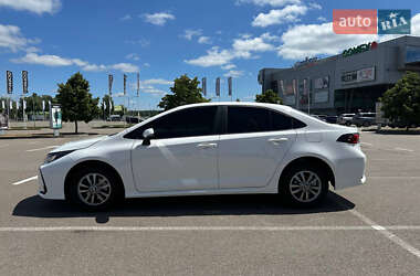 Седан Toyota Corolla 2021 в 
