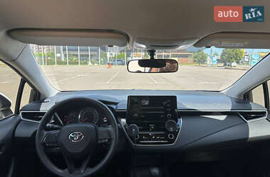 Седан Toyota Corolla 2021 в 