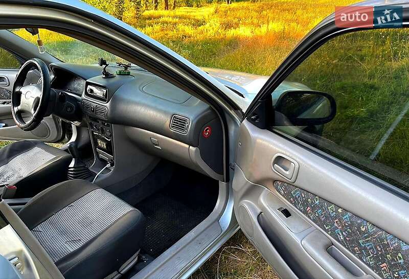 Хэтчбек Toyota Corolla 1997 в Саврани