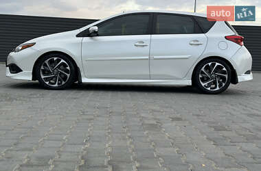 Хетчбек Toyota Corolla 2018 в 