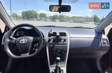 Седан Toyota Corolla 2012 в 