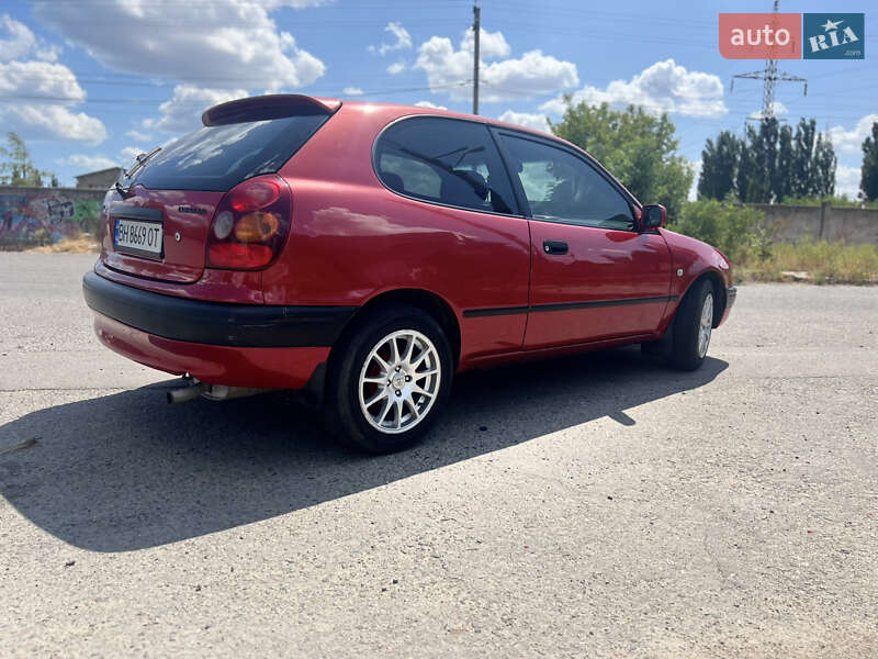 Хэтчбек Toyota Corolla 1998 в Одессе