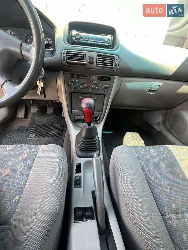 Хэтчбек Toyota Corolla 1998 в Одессе