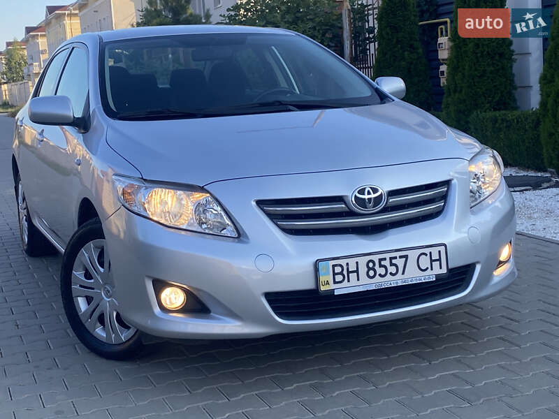 Седан Toyota Corolla 2008 в Одессе