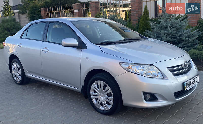 Седан Toyota Corolla 2008 в Одессе