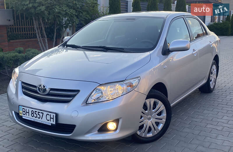 Седан Toyota Corolla 2008 в Одессе