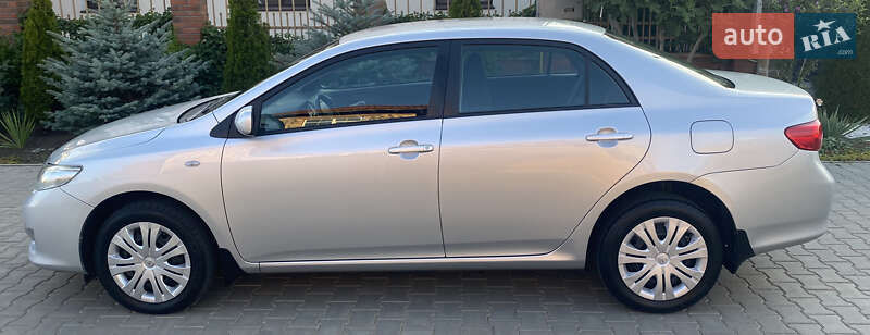 Седан Toyota Corolla 2008 в Одессе
