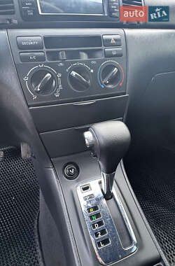 Седан Toyota Corolla 2003 в 
