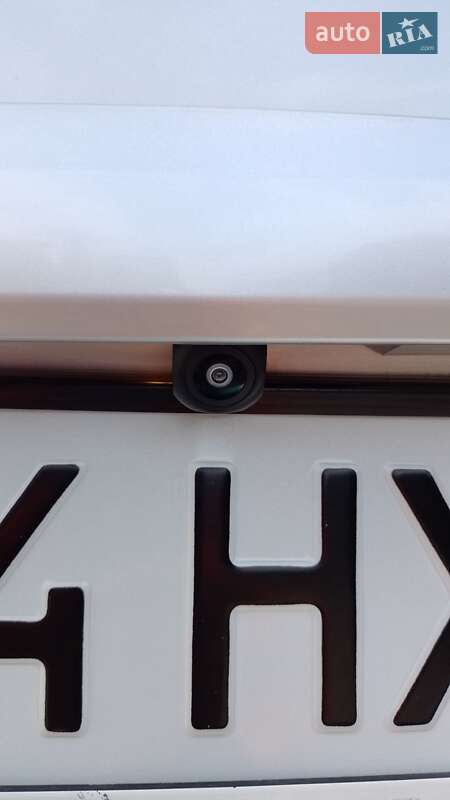 Седан Toyota Corolla 2008 в Хмельницькому