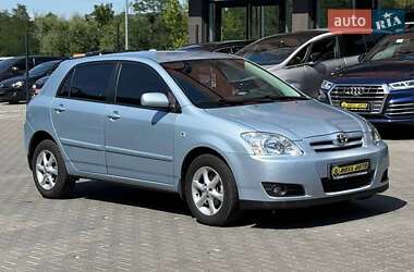Хетчбек Toyota Corolla 2006 в Чернівцях