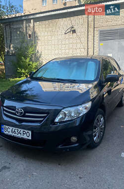 Седан Toyota Corolla 2008 в Львові