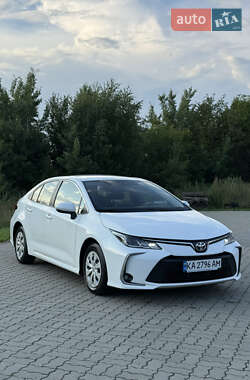 Седан Toyota Corolla 2020 в Стрые