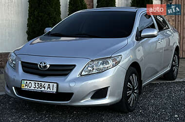 Седан Toyota Corolla 2007 в Ужгороді