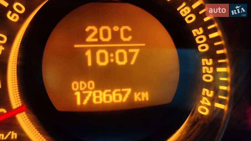 Седан Toyota Corolla 2009 в Львове фото 11 Седан Toyota Corolla 2009 в Львове