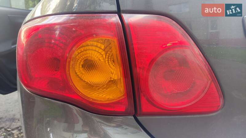 Седан Toyota Corolla 2009 в Львове фото 17 Седан Toyota Corolla 2009 в Львове