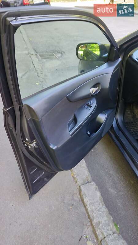 Седан Toyota Corolla 2009 в Львове фото 19 Седан Toyota Corolla 2009 в Львове