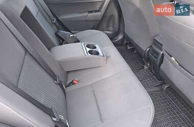 Седан Toyota Corolla 2016 в 